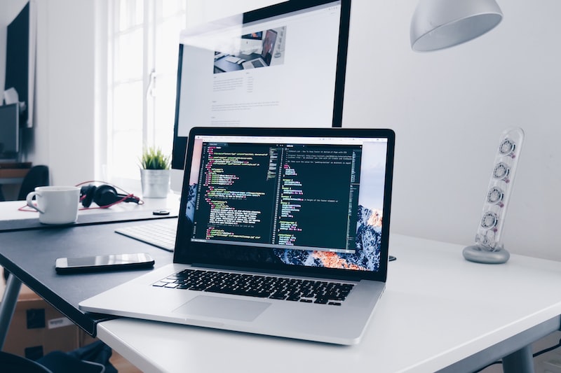 Web Sitesi ve İnteraktif İçerik Yaratma Web Sitesi ve İnteraktif İçerik Yaratma